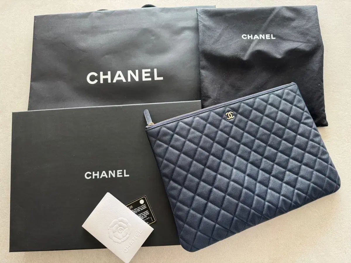 ミントグレード Chanel シャネル キャビア クラシック ラージ ネイビー