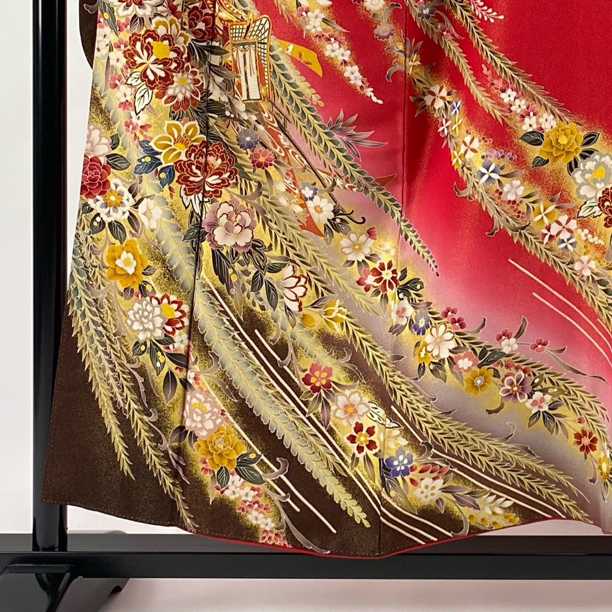 振袖 身丈153cm 裄丈62.5cm S 袷 御所車 草花 金通し 金糸 赤 正絹