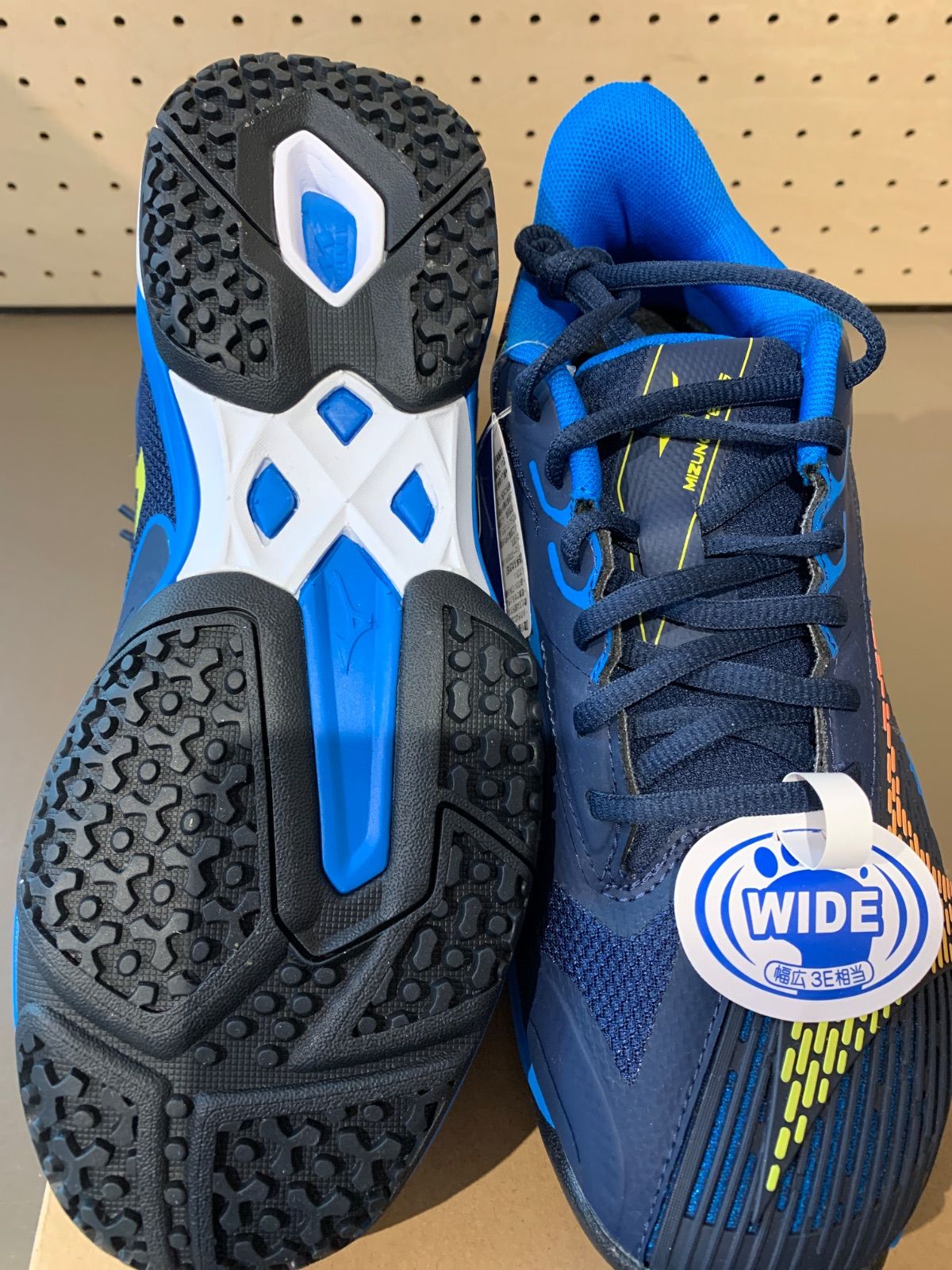 ミズノワイドテニスシューズ 青 25.0cm