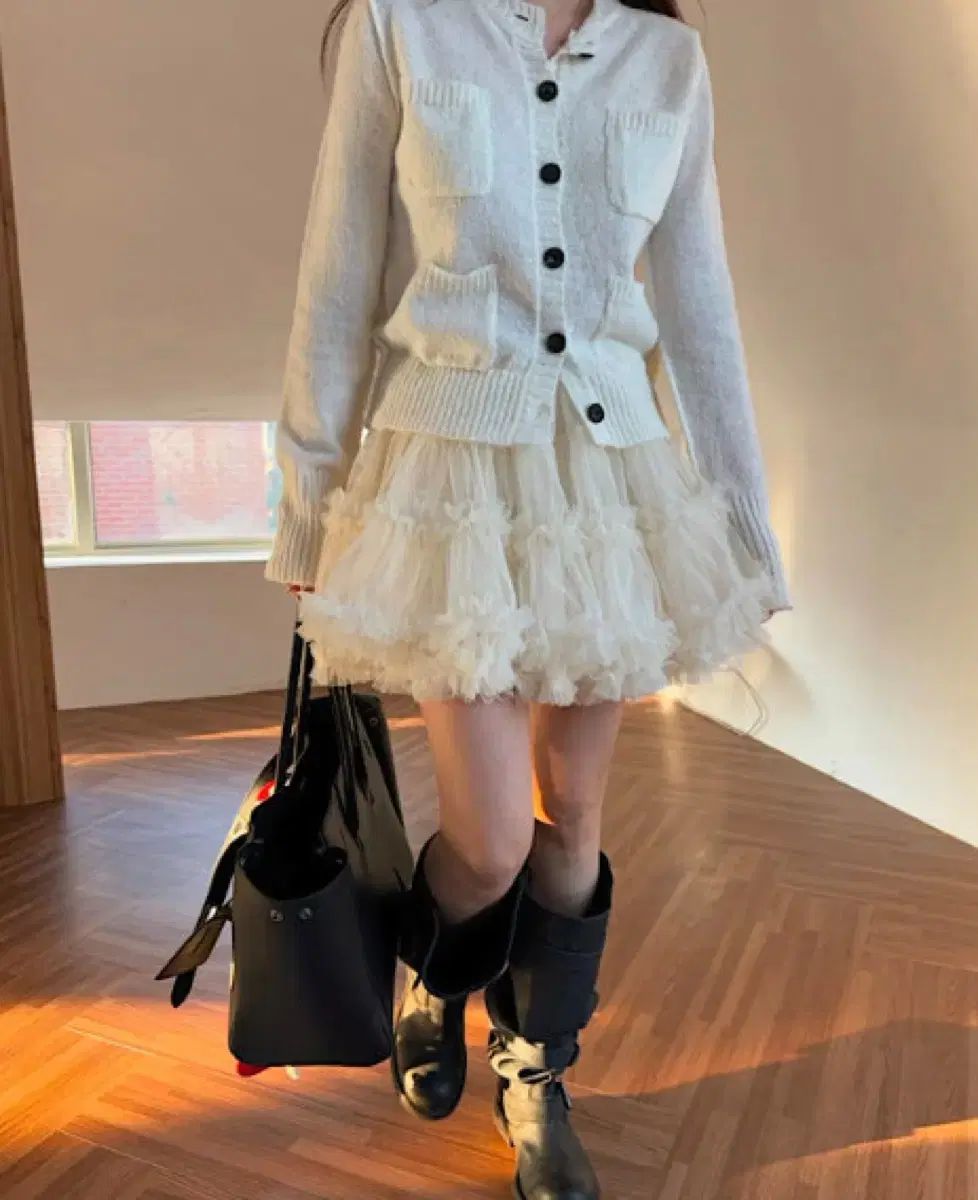 エグイズ ファズ ティアード スカート クリーム