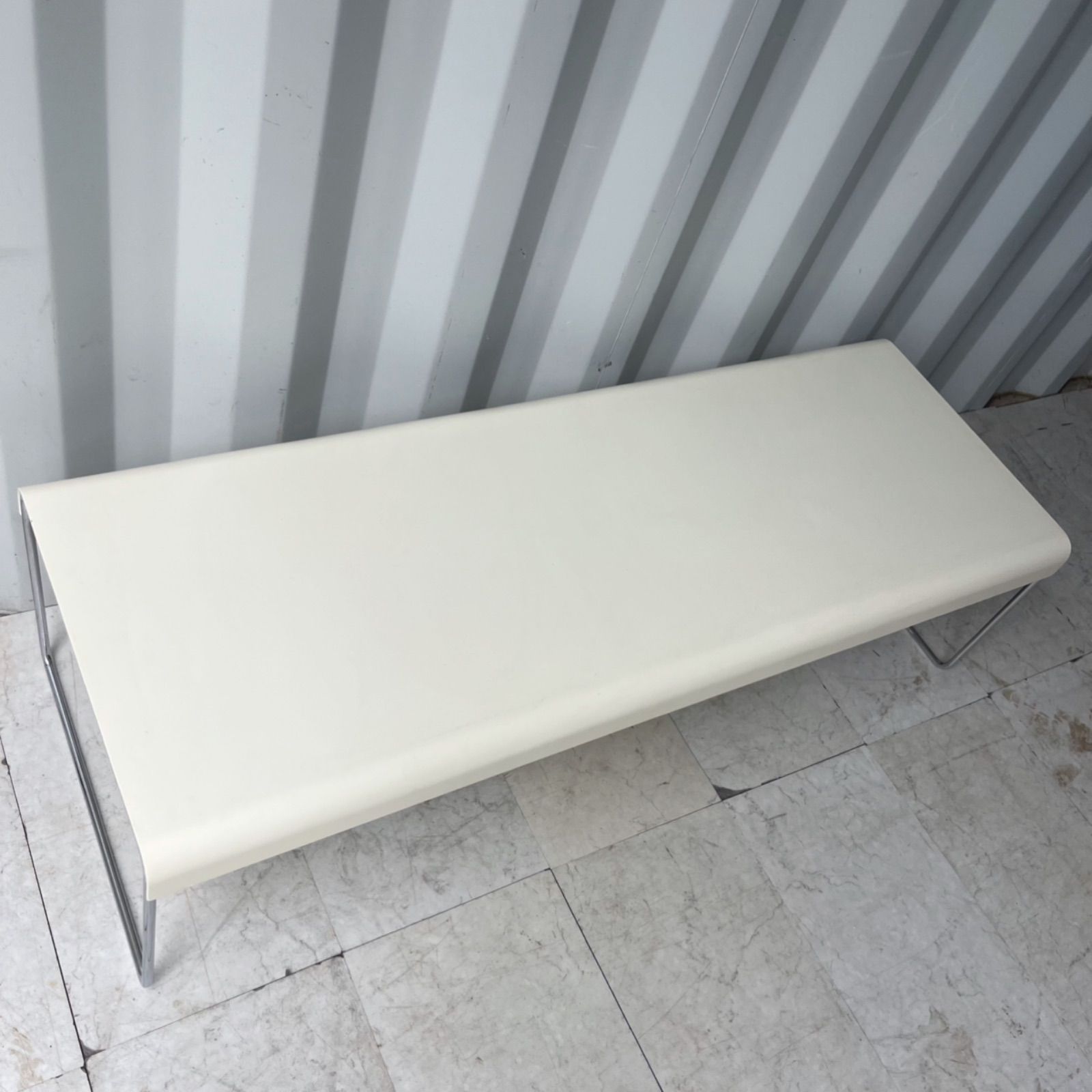 取付無料！カッシーナ ピエロ・リッソーニ ZAP ホワイトスチールローテーブル✨ 取付無料！カッシーナ ピエロ・リッソーニ ZAP ホワイトスチール