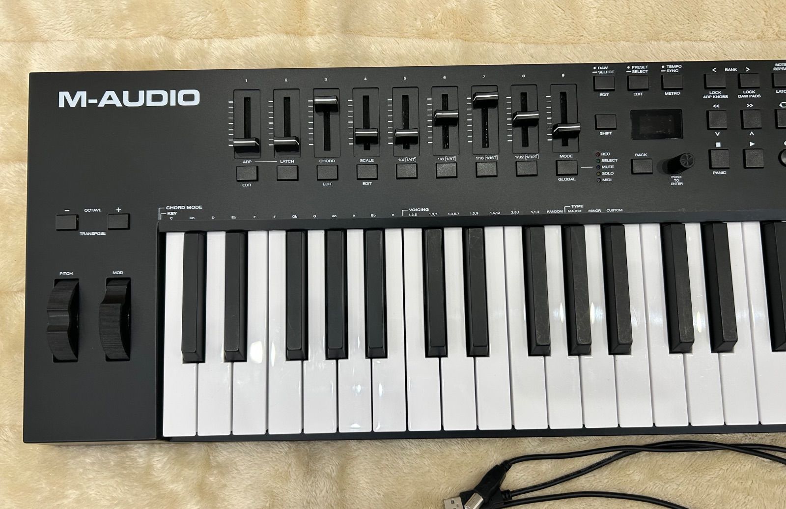 M-AUDIO OXYGEN PRO61 MIDIキーボードコントローラー