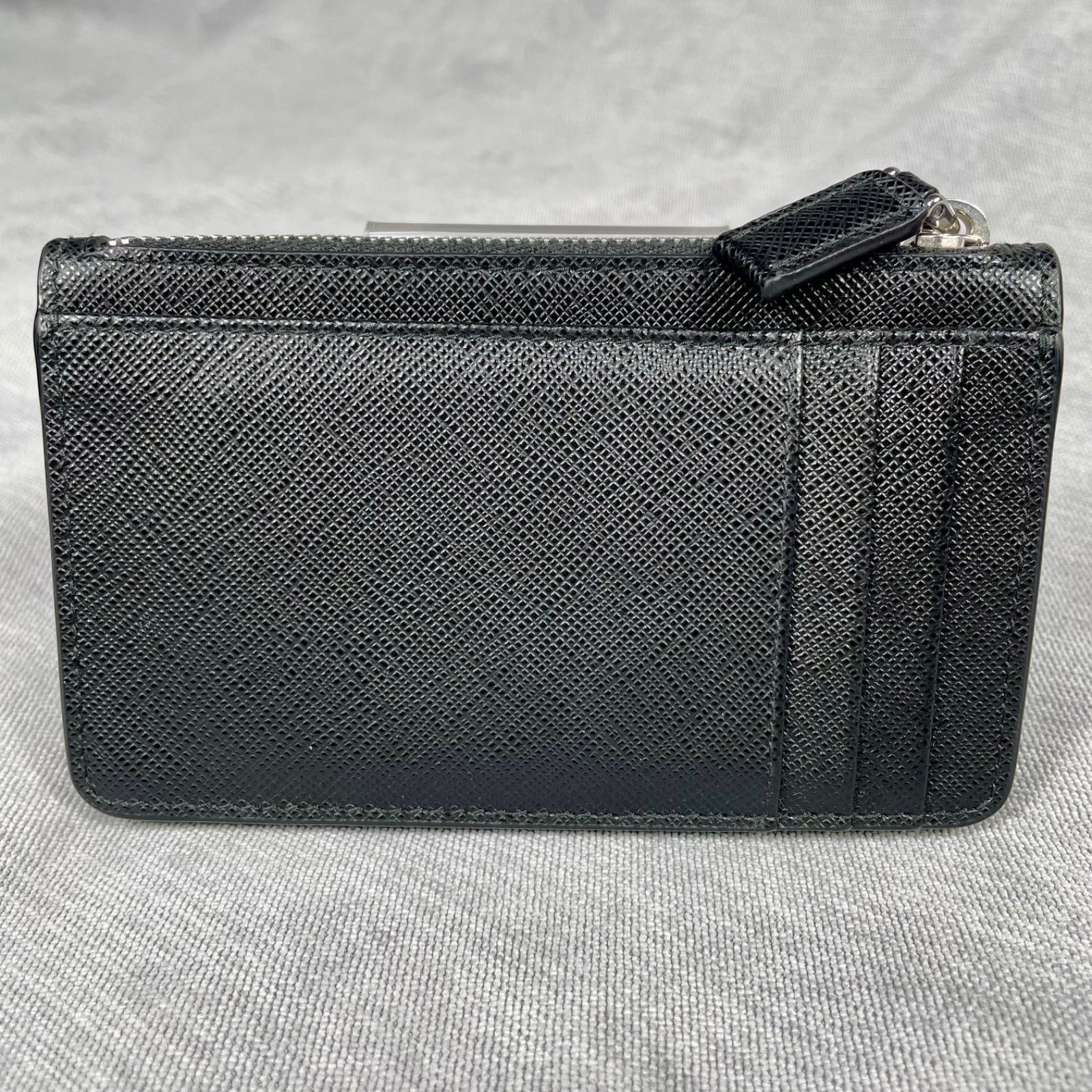 極美品】PRADA プラダ サフィアーノトライアングル カードケース 