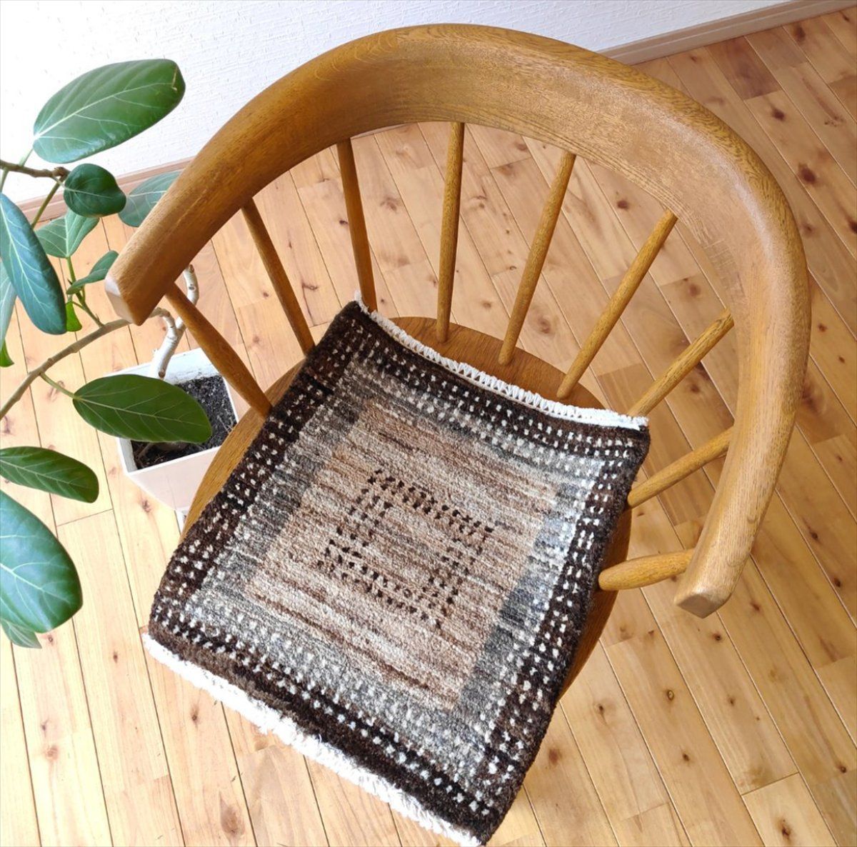 ガゼニ ギャッベ トルクマン族 ミニマット ラグ 無染めウール 39x38cm BP39