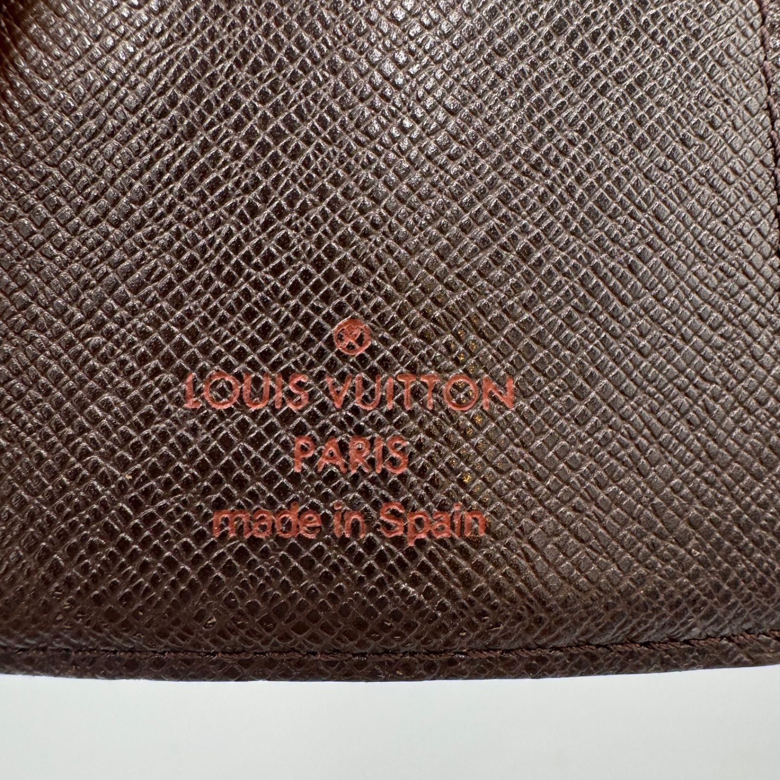 VUITTON