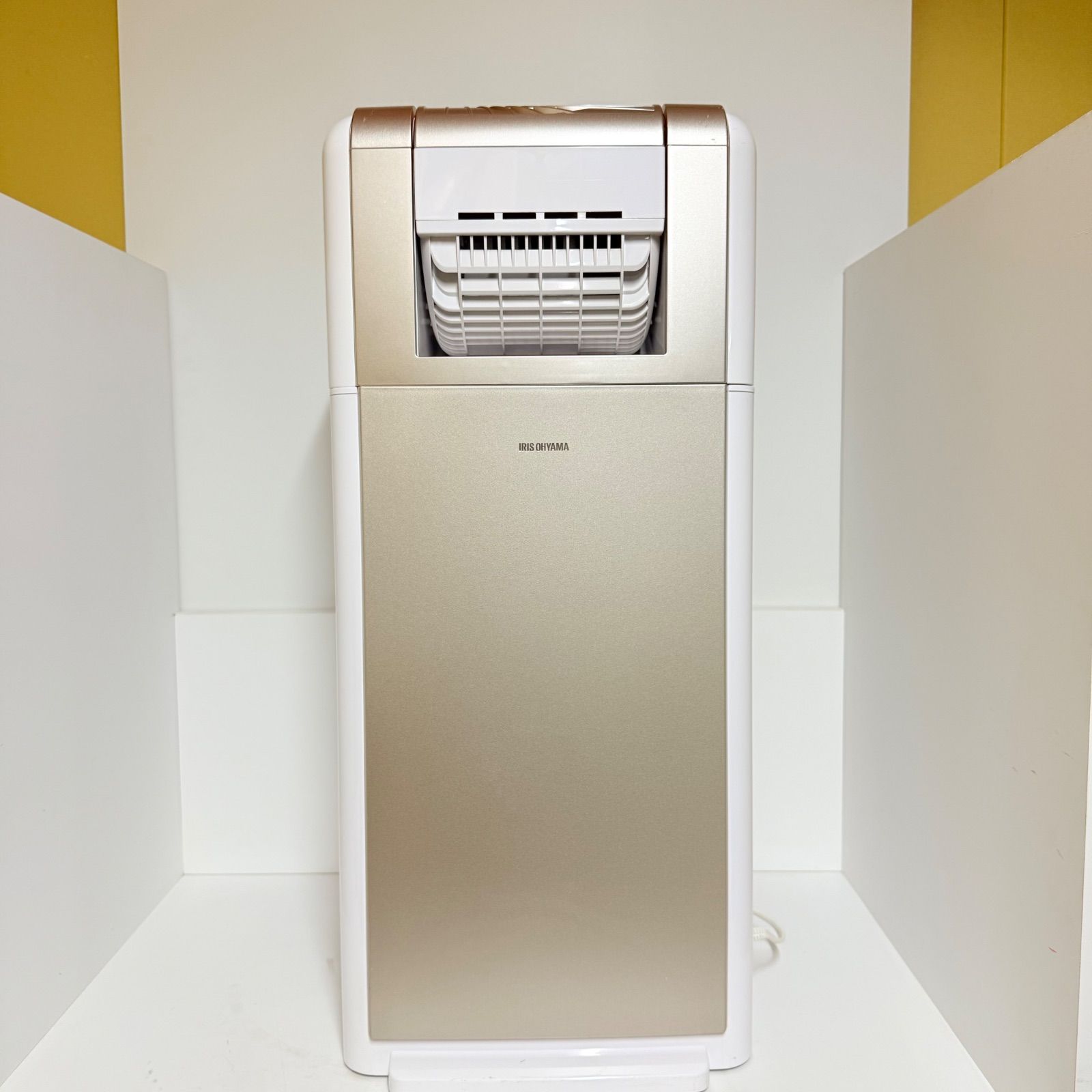 サーキュレーター付除湿機