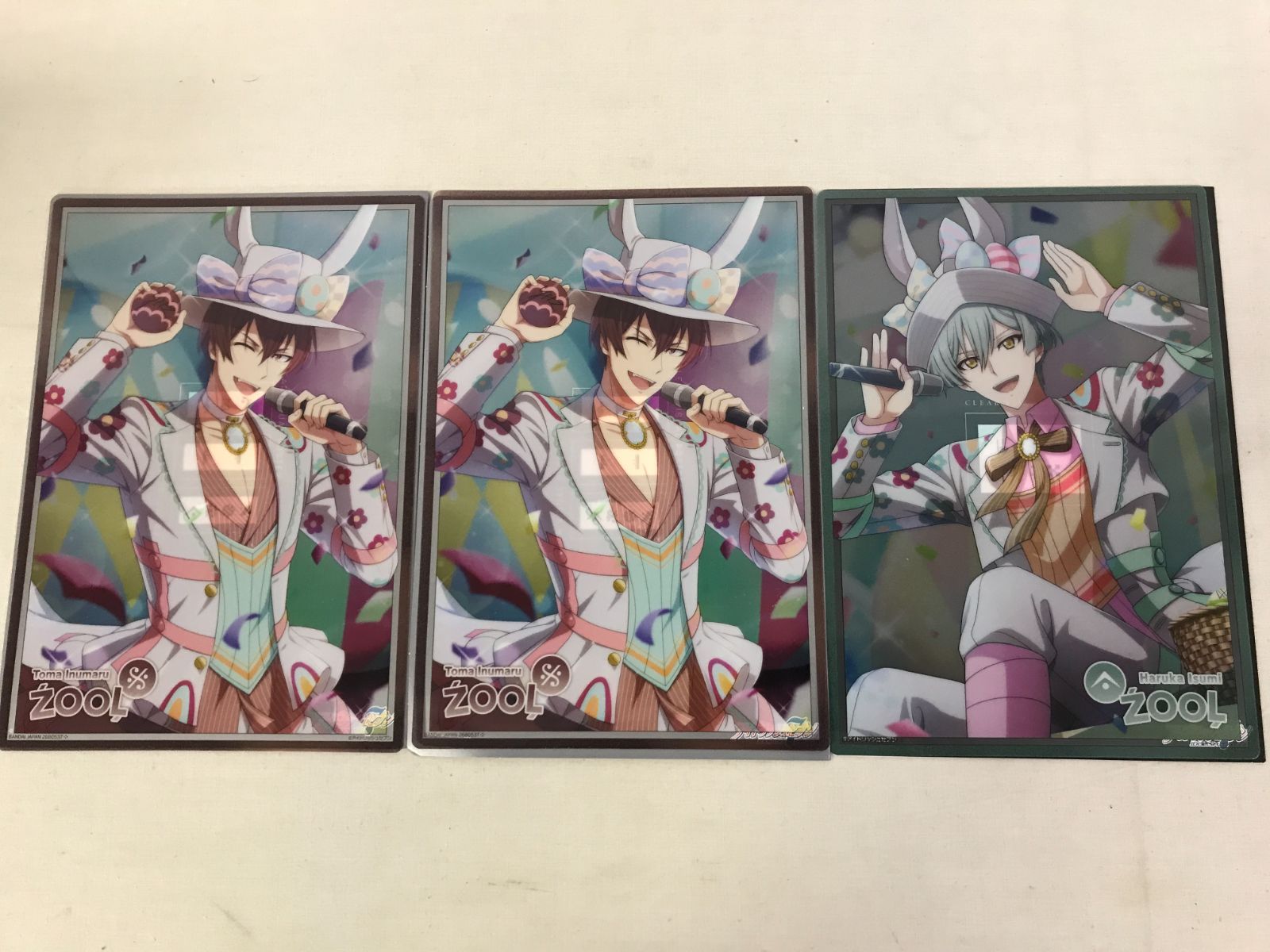 アイナナ ポスター アイナナ』新宿に佇むTRIGGERのポスターが期間限定で東京