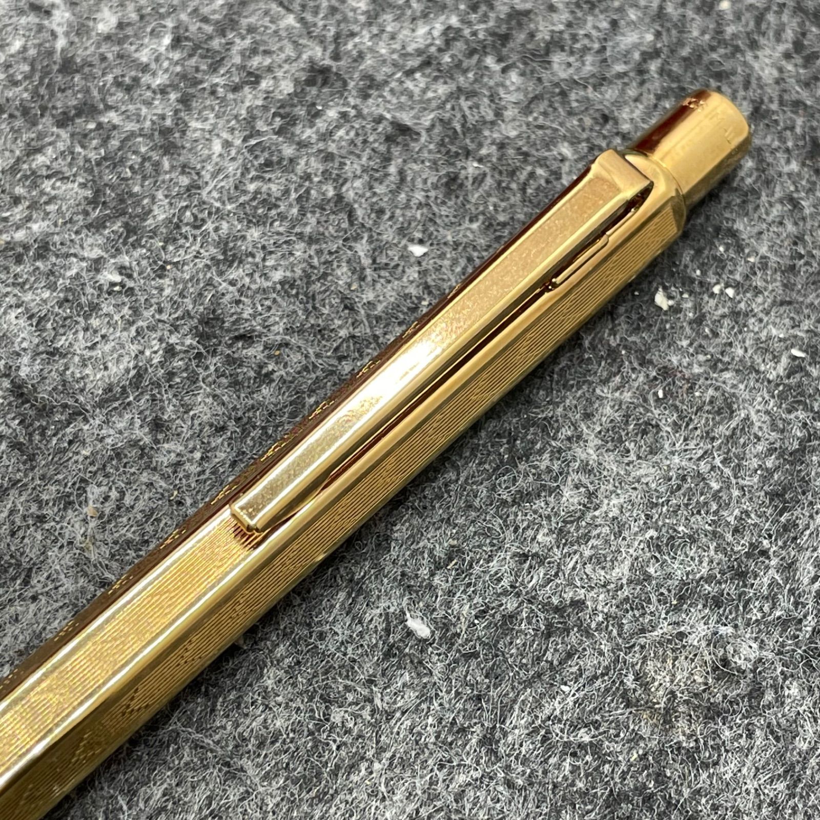 ノック式 ボールペン