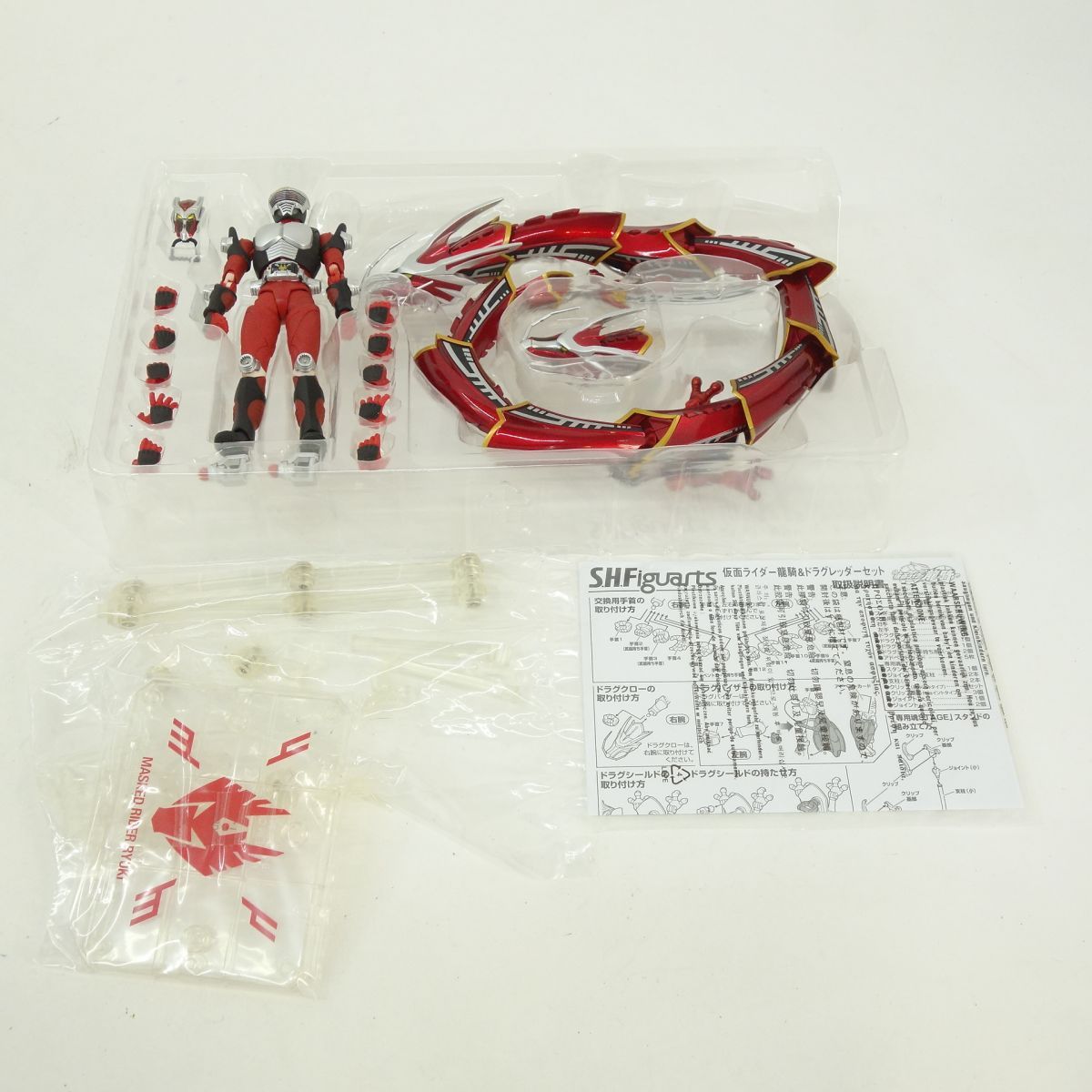 バンダイ S.H.フィギュアーツ 仮面ライダー龍騎＆ドラグレッダー