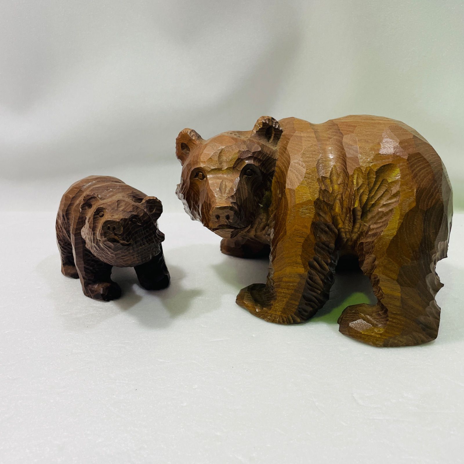 大きな木彫りの熊　親子熊　置物　ブドウ Amazon.co.jp: 置物熊くまクマ親子熊北海道旅行土産観光大きい