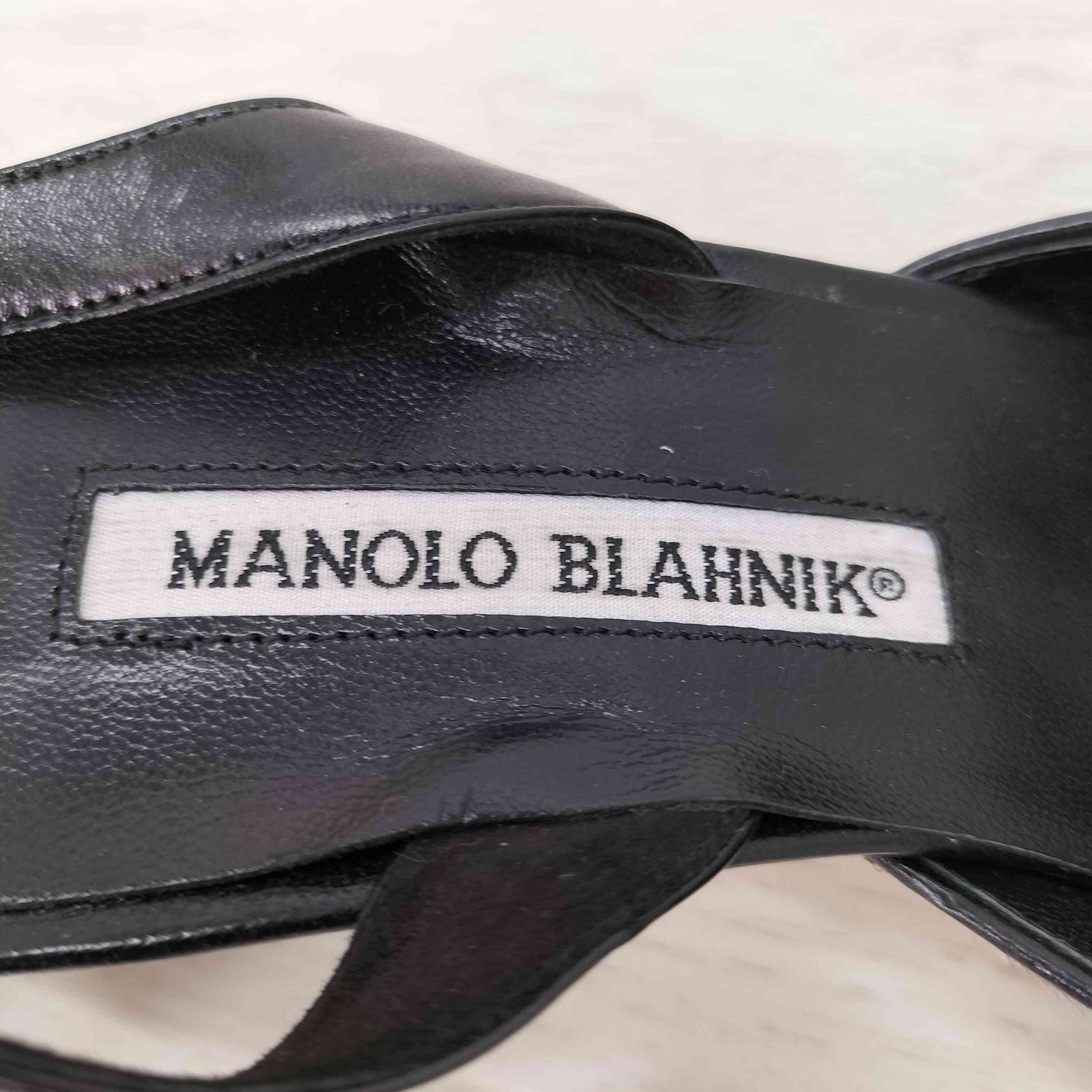マノロブラニク MANOLO BLAHNIK リボンデザイン ポインデット