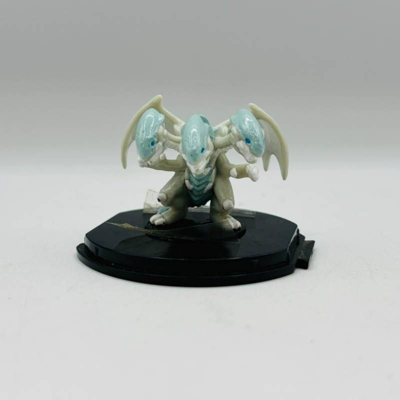 遊戯王　ダンジョンダイスモンスターズ　青眼の究極竜　フィギュア 遊戯王フィギュア「青眼の究極竜」爆誕！ 全高35cmで再現された