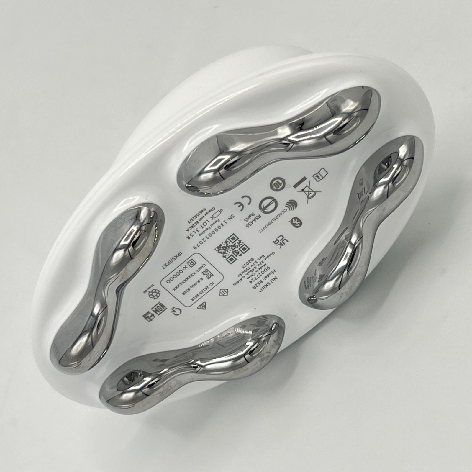 美品】ニュースキン ageLOC ウェルスパ iO 美容機器 IoT対応 本体 