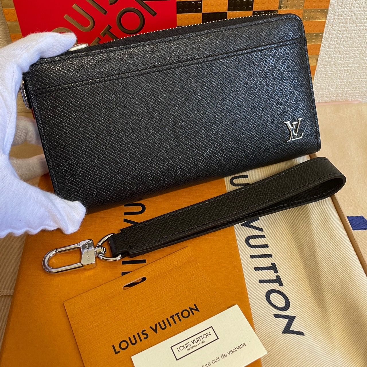 極上美品】ルイヴィトン タイガ アルドワーズ ジッピー 極上美品】ルイヴィトン タイガ アルドワーズ ジッピー