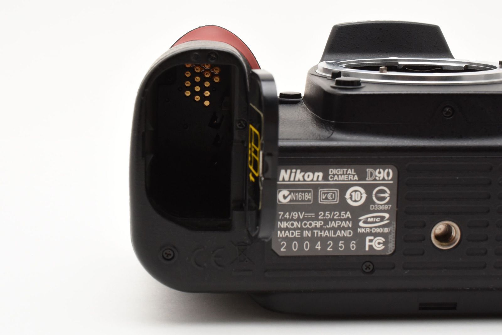 ☆まとめ売り☆ Nikon ニコン D90 & D80 ボディ デジタル一眼 ☆まとめ売り☆ Nikon ニコン D90 & D80 ボディ デジタル一眼
