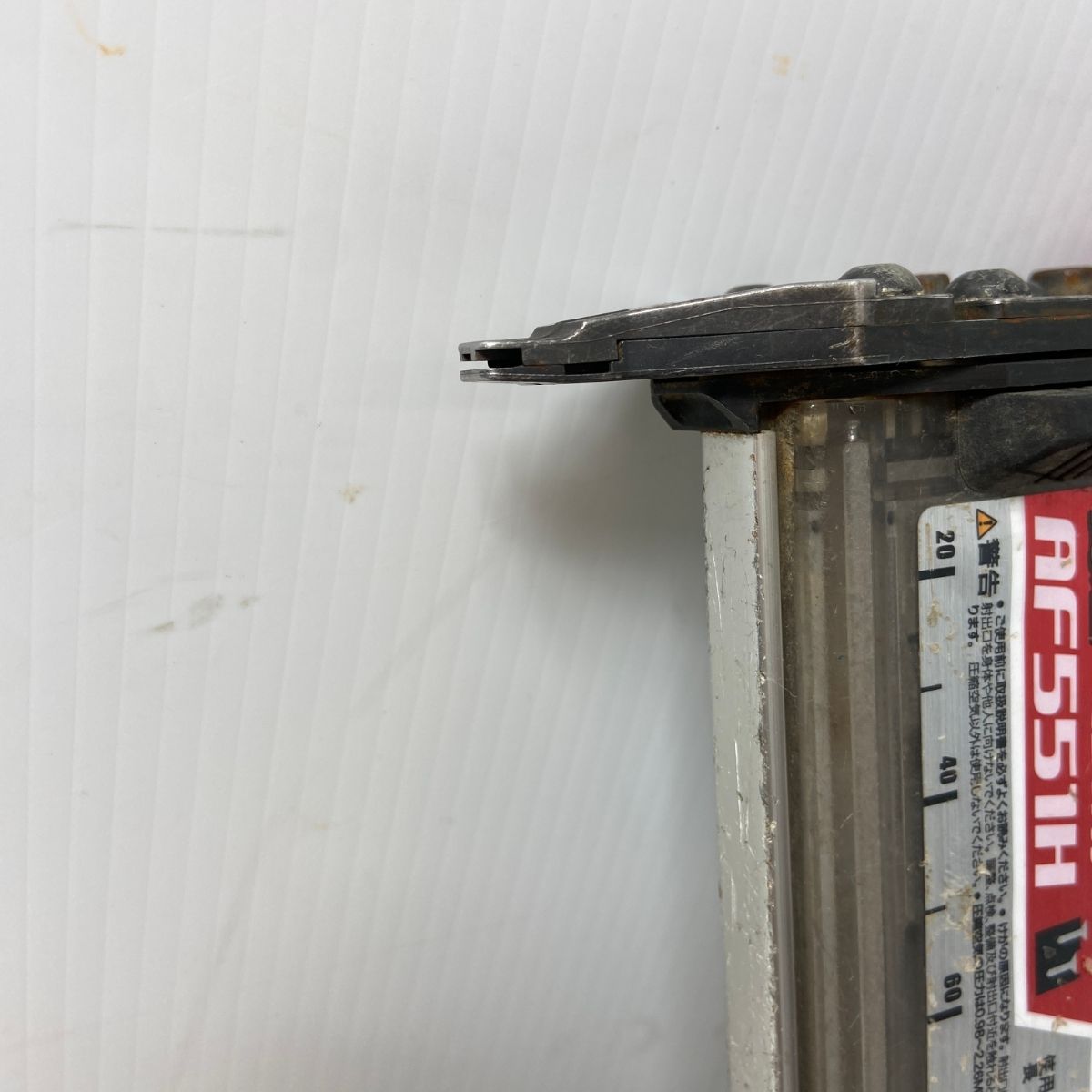 エアツール エア釘打ち