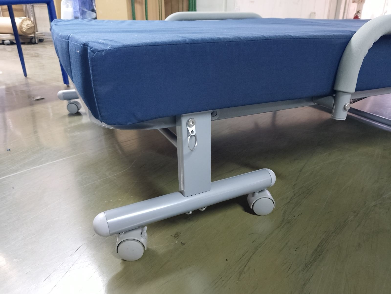 折りたたみベッド