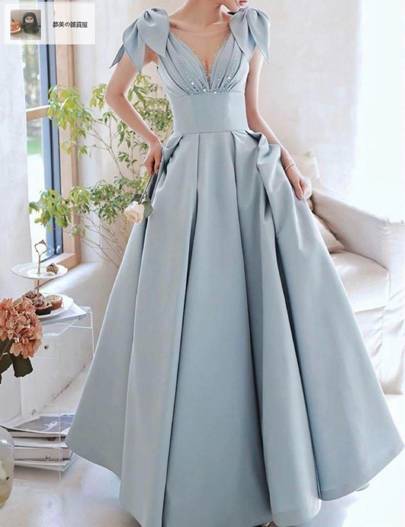 肩のリボンが イブニングドレス