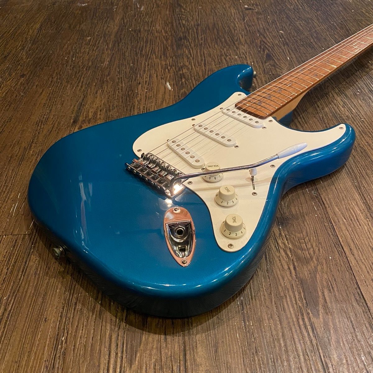 Fernandes Stratocaster Electric Guitar エレキギター