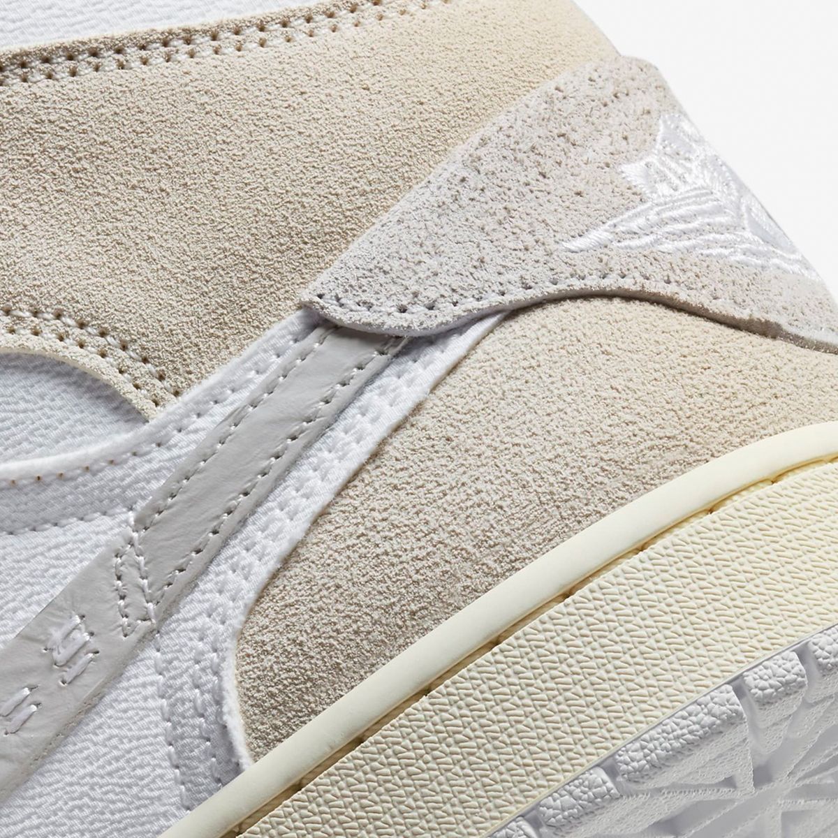 Nike Air Jordan 1 ミッドカット　ホワイト／ブラウン 楽天市場】ナイキ エアジョーダン1 ミッドカット ホワイト
