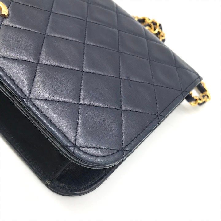 良品 CHANEL シャネル ココマーク ラムスキン マトラッセ プッシュロック チェーン ショルダー バッグ 鞄 ネイビー ゴールド a8015 CHANEL - 良品 CHANEL シャネル ココマーク ラムスキン マトラッセ