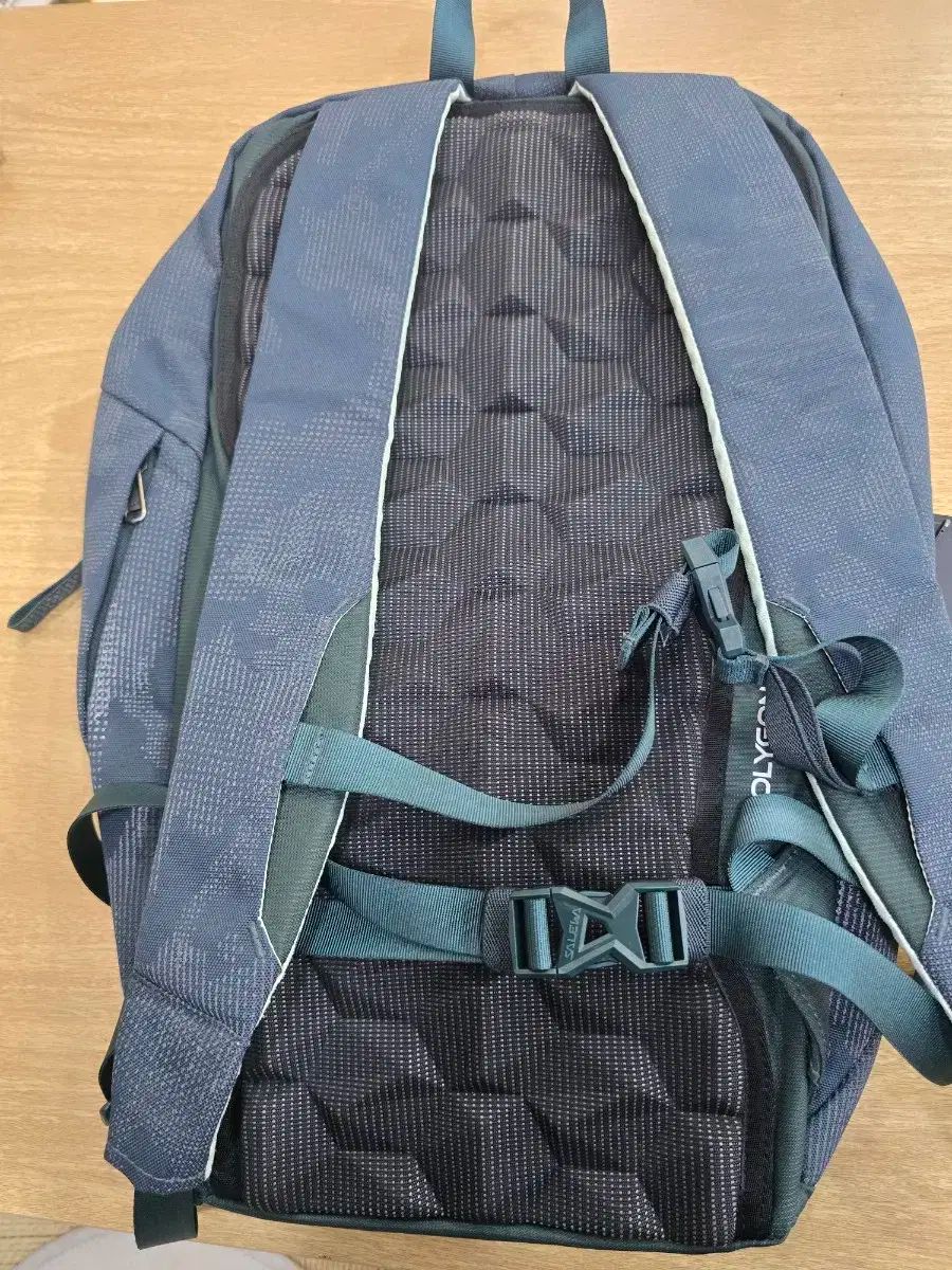 SELEWA 追跡 バックパック ♥