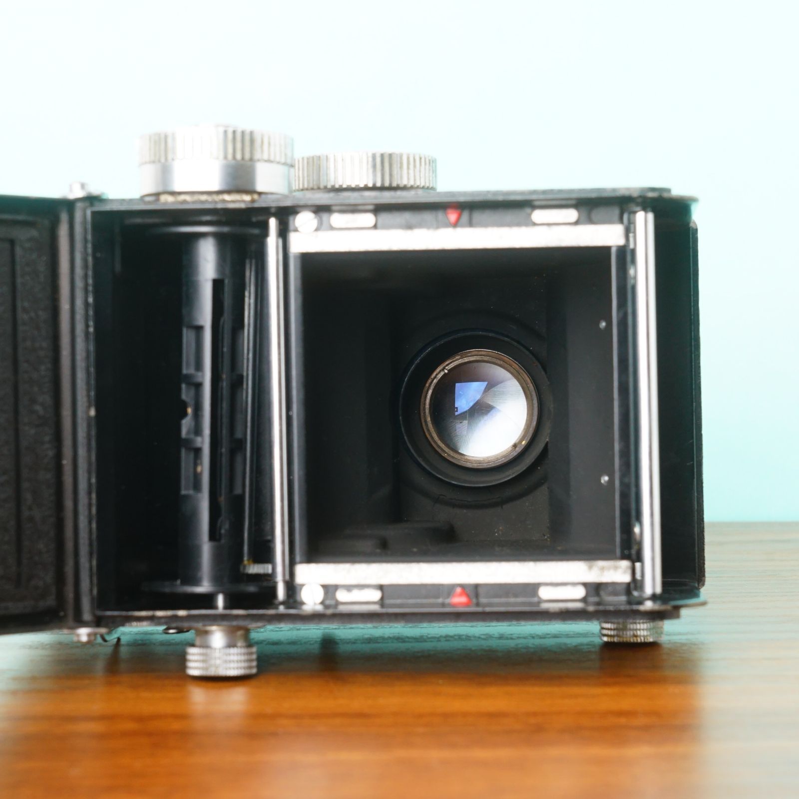 完動品◎YASHICAFLEX C型 二眼レフ フィルムカメラ #429 国産二眼レフ「ヤシカフレックスC型」で撮る軽快スナップ