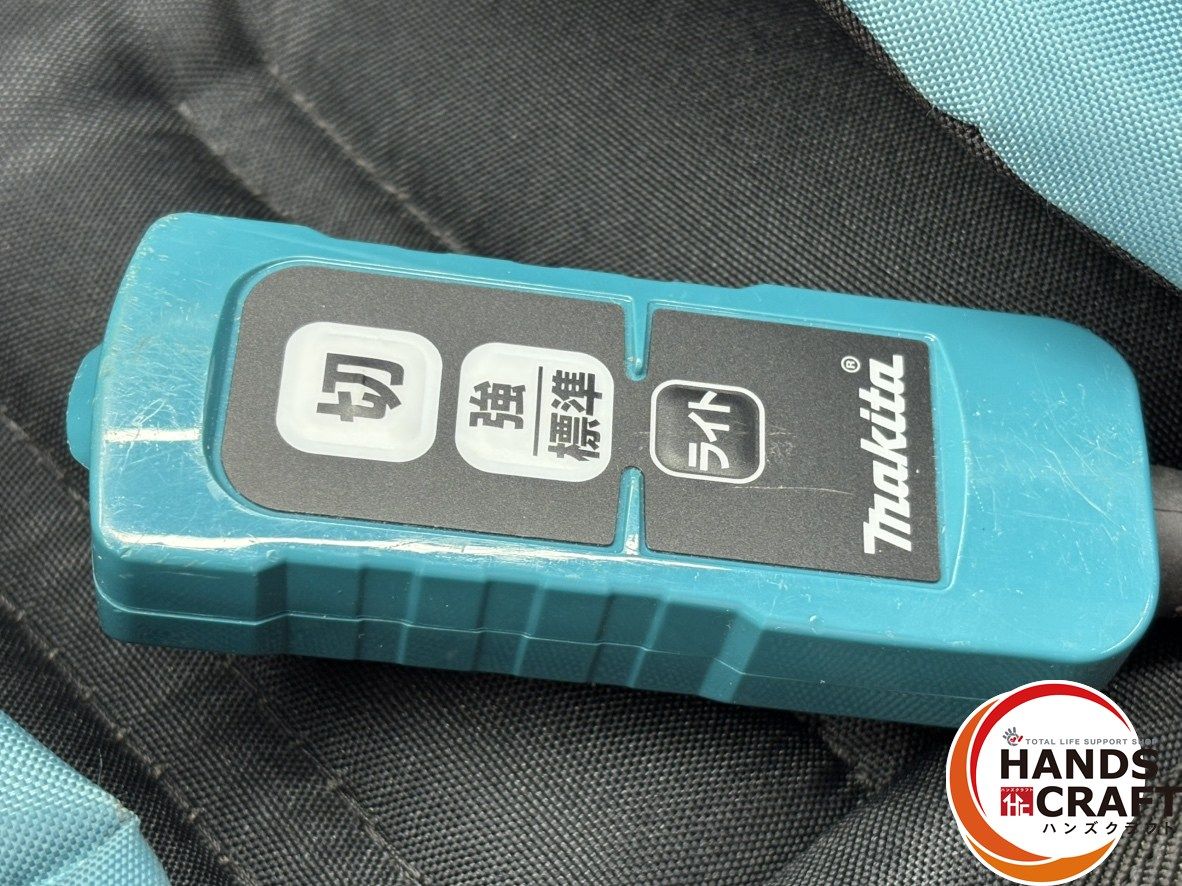 値下げしました！【中古】マキタ Makita VC260D 背負式クリーナ 紙パック10枚付き【ハンズクラフト佐賀】 〇マキタ Makita VC260 充電式背負クリーナー 紙パック10枚付き