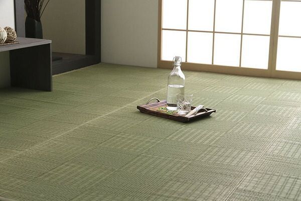 純国産い草 上敷きカーペット/絨毯 【格子柄 江戸間3畳 約174×261cm】 両面使用 抗菌 防臭 調湿 耐久性 日本製 〔リビング〕【代引不可】 格子柄 上敷き カーペット 「グラッセ」 江戸間8畳 約348×352cm
