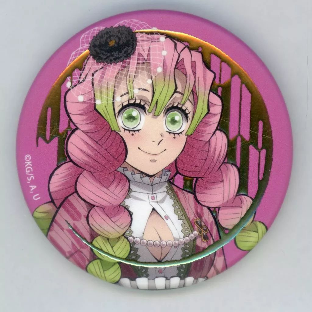 鬼滅の刃　甘露寺蜜璃　ジュエル加工缶バッジ　オーケストラコンサート　刀鍛冶の里 鬼滅の刃 甘露寺蜜璃 ジュエル加工缶バッジ オーケストラ