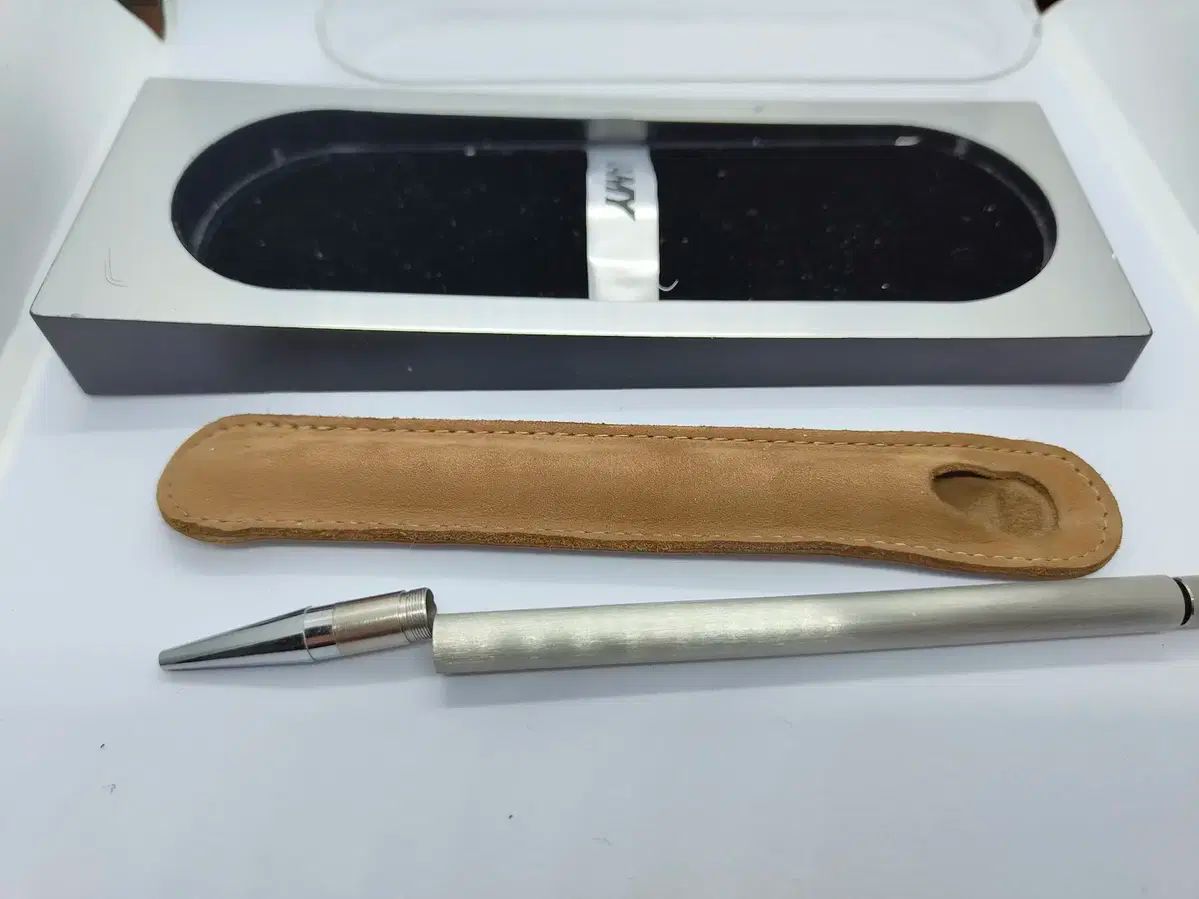 キラキラボールペン 新品 ♧きるあ♣︎様お取り置き キラキラ ボールペン