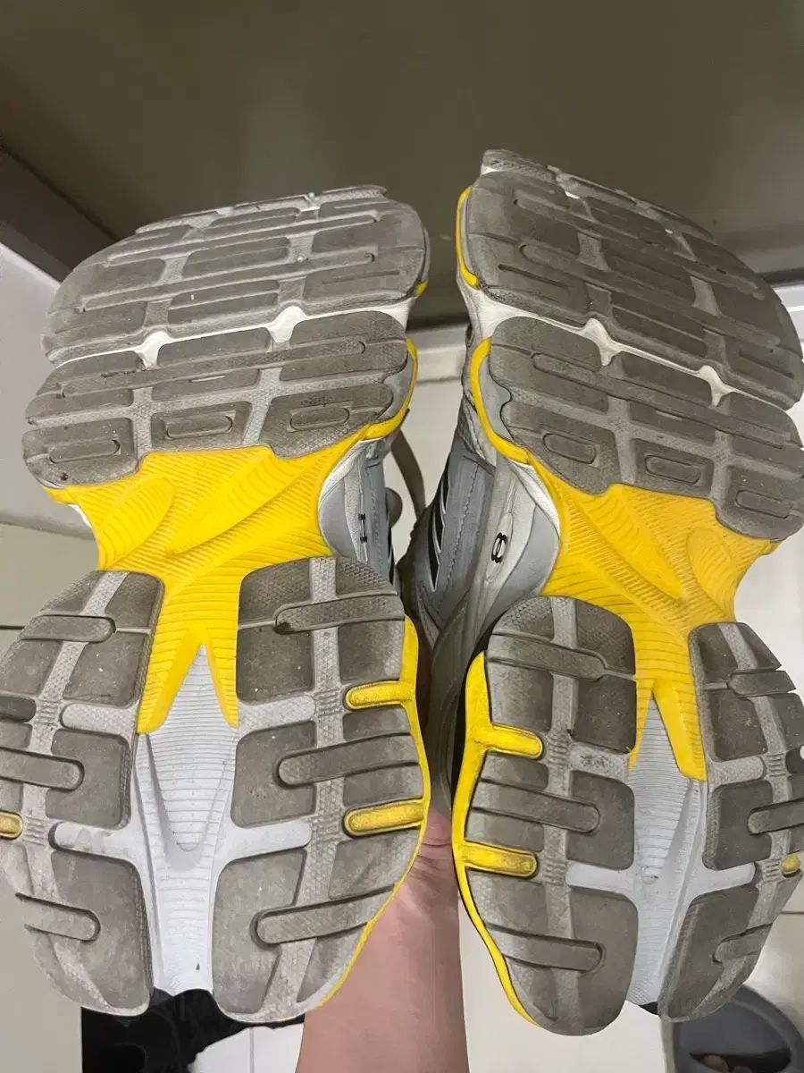 小物 BALENCIAGA BALENCIAGA(バレンシアガ) 貨物 イエロー 40 付属品完備