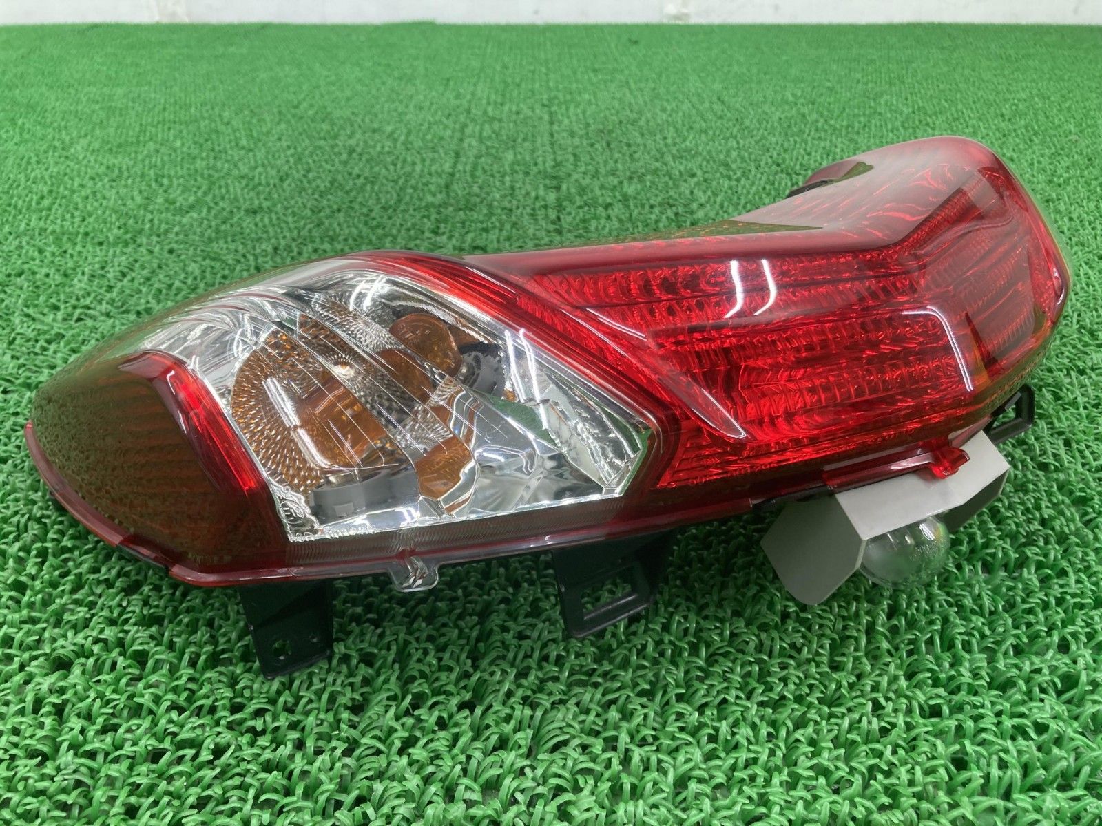 マジェスティ250 テールランプ SG20J-013*** ヤマハ 純正 バイク 部品