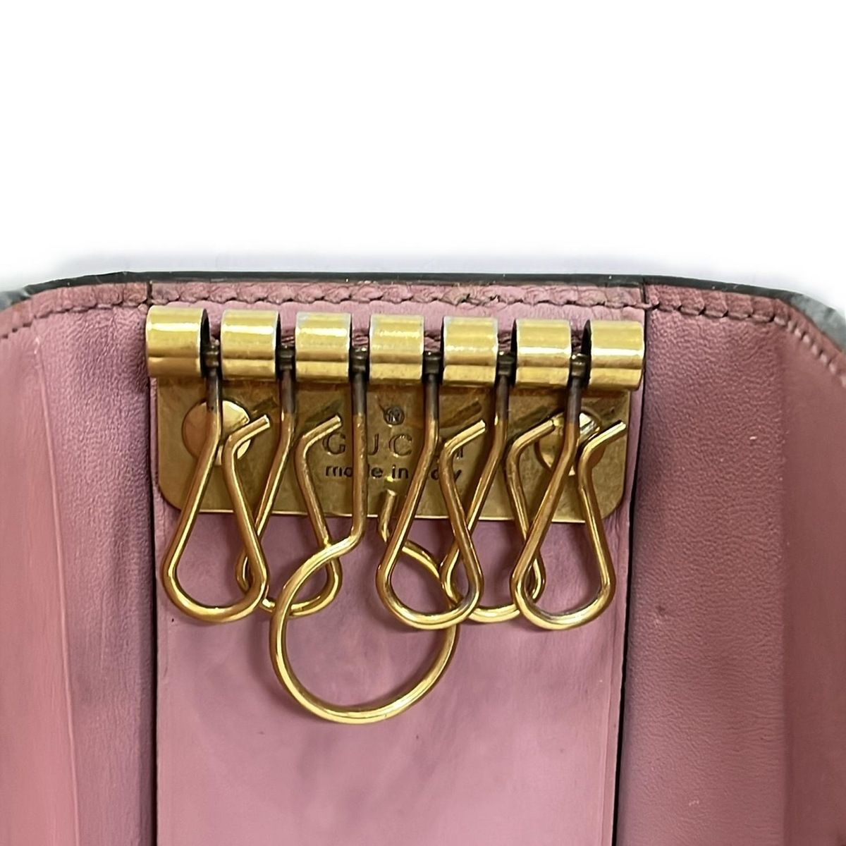 GUCCI グッチ
