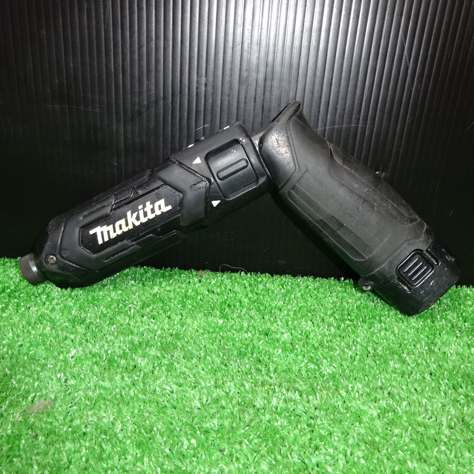 マキタ(makita) コードレスペンインパクトドライバー TD022DZB　バッテリー1個付【岩槻店】