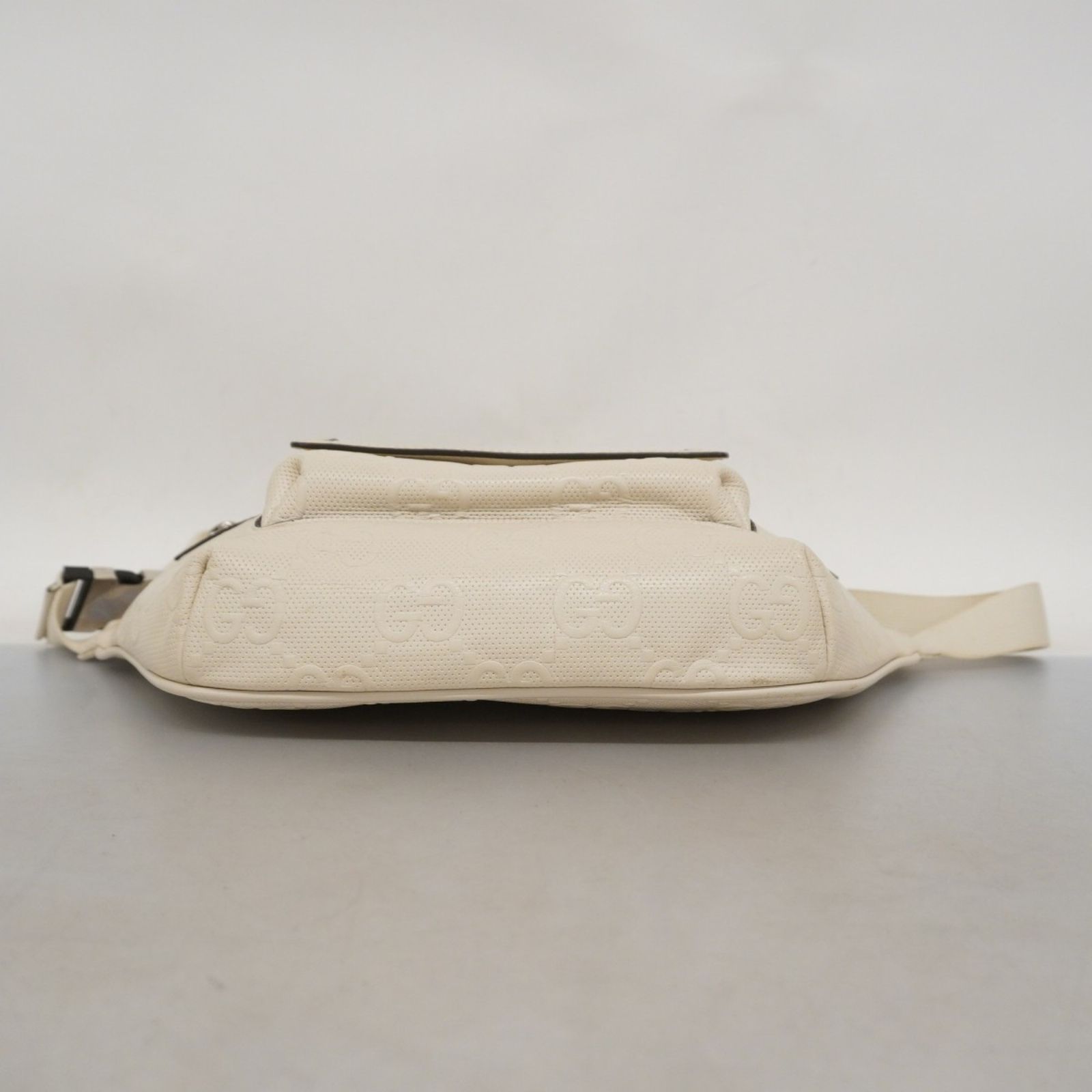 ウエストバッグ