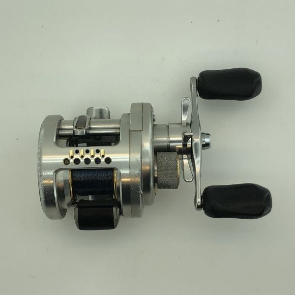 SHIMANO 15カルカッタ コンクエスト100HG 右ハンドル（未使用） Amazon | シマノ(SHIMANO) ベイトリール 両軸 15 カルカッタコン