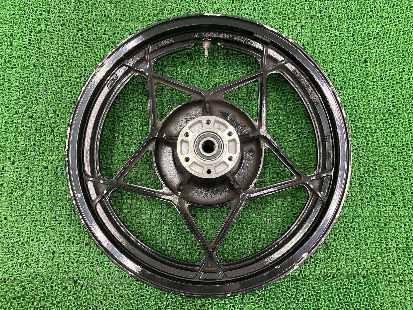 GSX1100Sカタナ リアホイール 黒 RX スズキ 純正 中古 バイク 部品 GU76A コケキズ無し 歪み無し 修復素材や流用素材に GSX750S