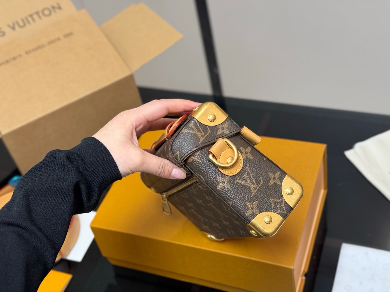 今日特価】LV Mini Soft Trunk ルイ・ヴィトン ミニ ソフト
