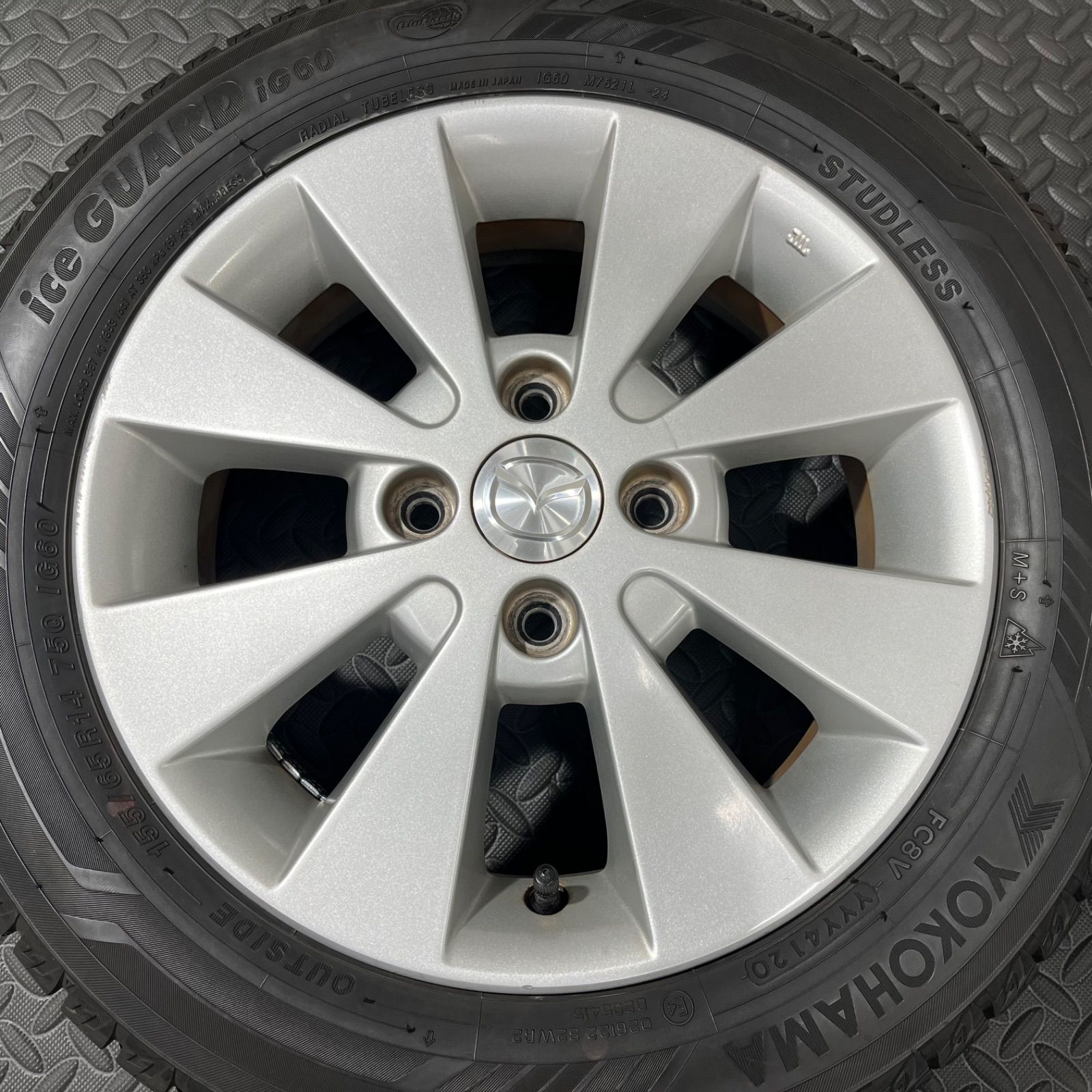20|22年製 155|65R14 ヨコハマ アイスガードIG60 マツダ AZワゴン フ ワゴン ワゴンR スペーシア スタッドレスタイヤ 1111Y