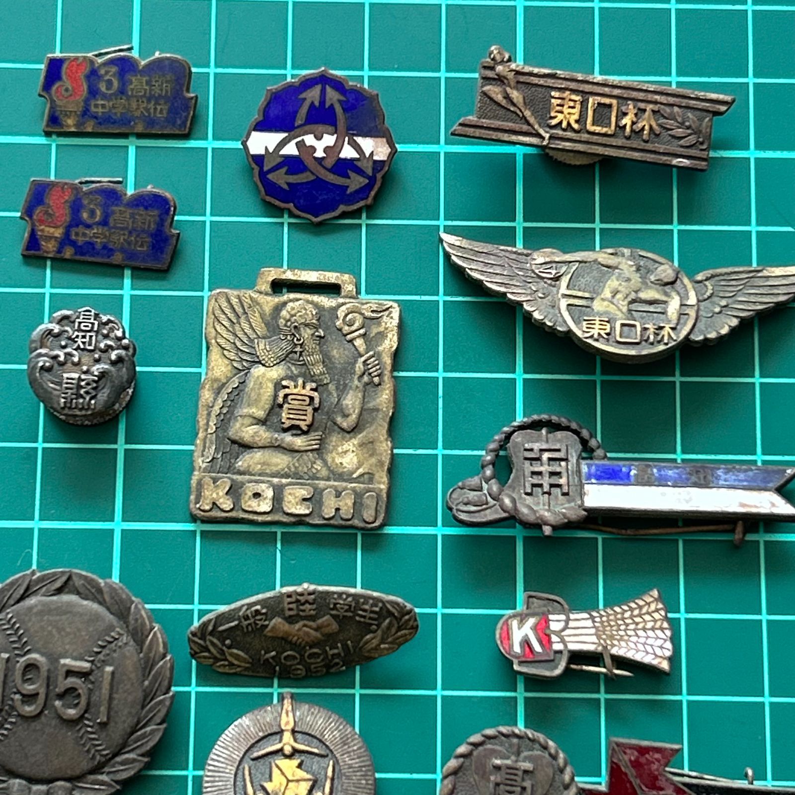 レア！当時物 高新中学駅伝・高知第一高女など 記章 校章 19個セット