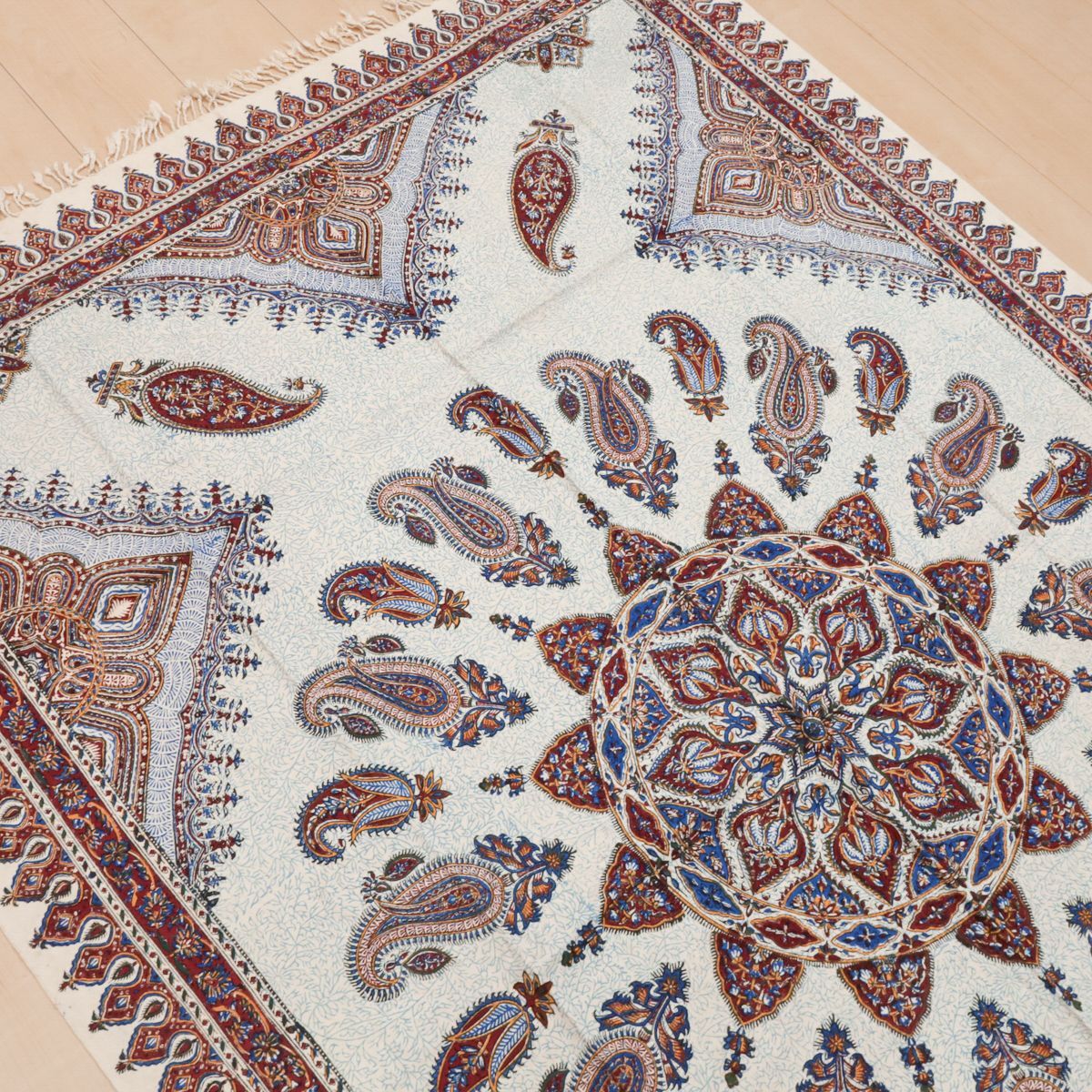 ペルシャ更紗・ガラムカール（イラン手染布） 200×135cm（GC-12609