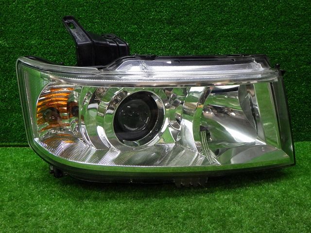 ワゴンR スティングレー 左HID 35320-72M71 左ヘッドライト