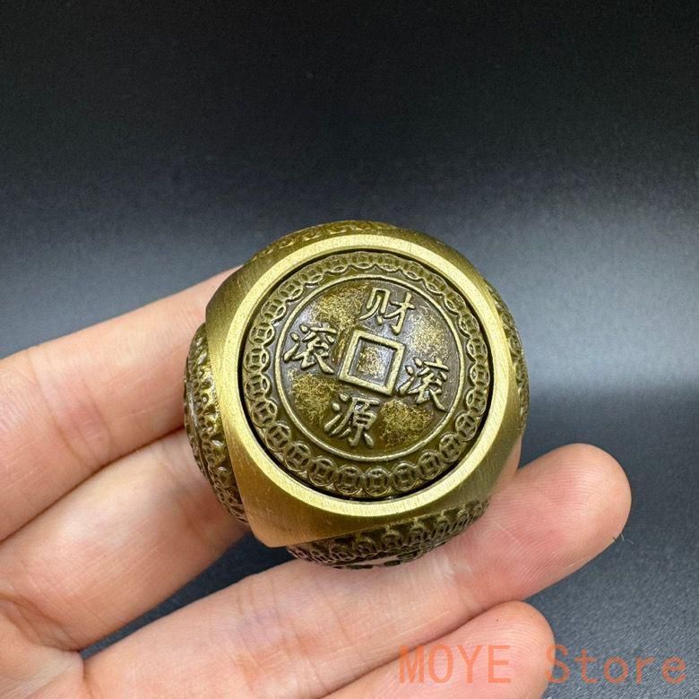 銅 細工 円形六面招財進宝 捩転乾坤 把件 解圧 装飾品 工芸品