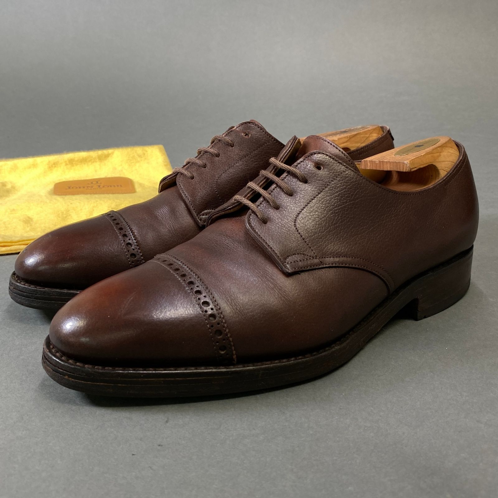 1h1 JOHN LOBB ジョンロブ RUSSEL ラッセル パンチドキャップトゥ 