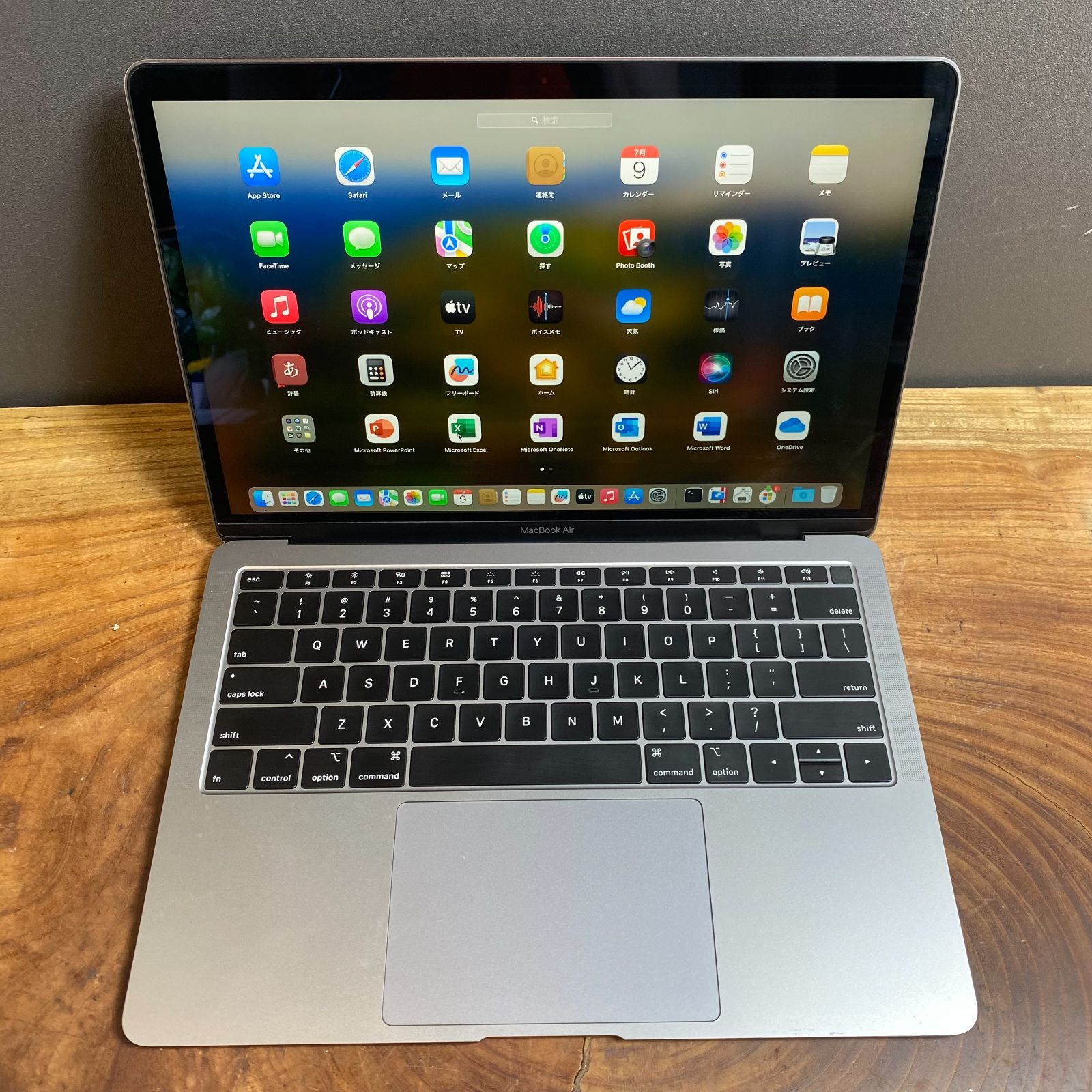 箱付き/美品/SALE］Apple MacBook Air 13inch 2019/Core i5 1.6