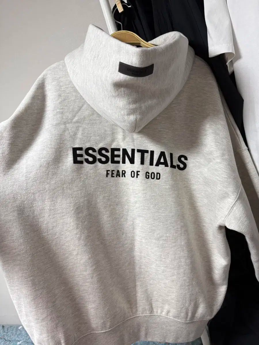 L ESSENTIALS エッセンシャルズ もっと コアー コレクション フード ライト オートミール