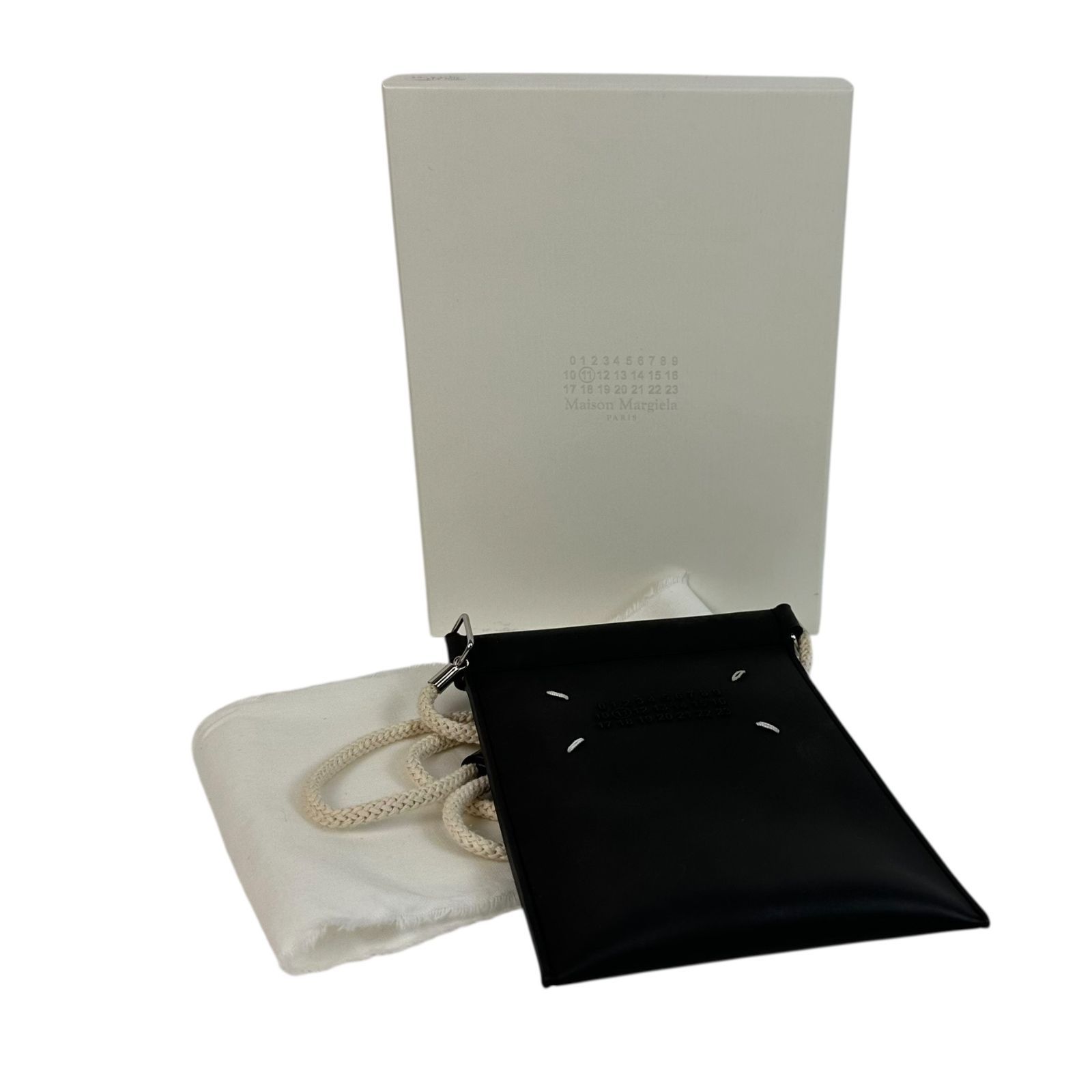 フォンケース BLACK