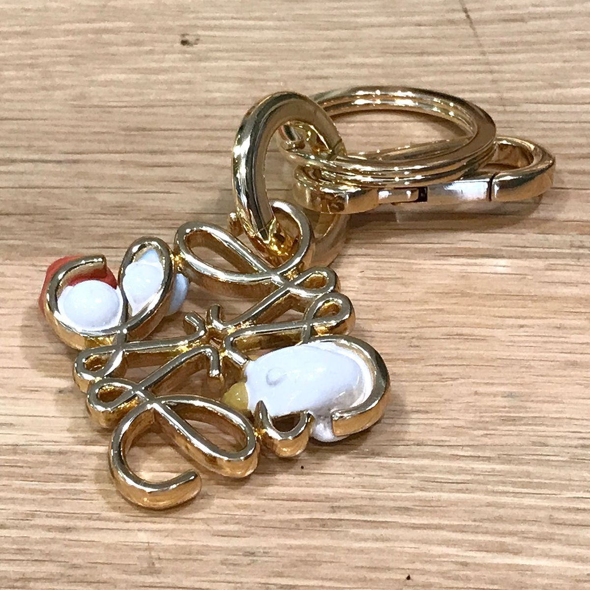 RRR様の 超美品 ロエベ スナフジタ コラボ アナグラム キーリング ハムスタ RRR様の 超美品 ロエベ スナフジタ コラボ アナグラム