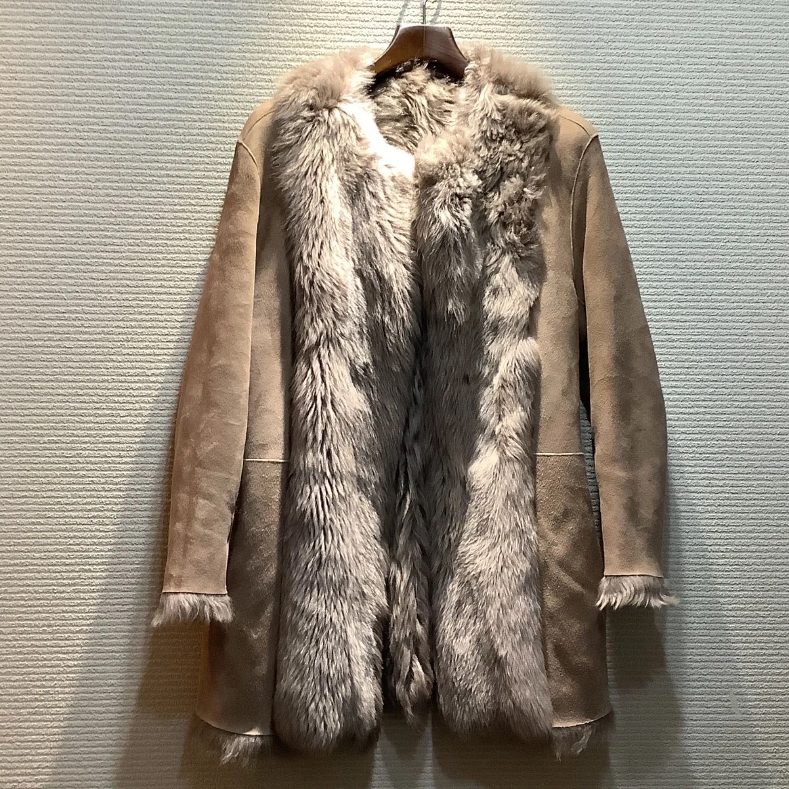 ドゥロワー リバーシブルムートンコート